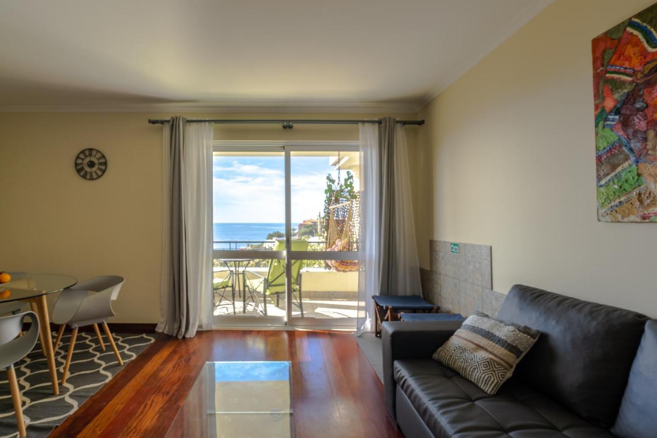 Ocean Breeze Apartment Canico  Bagian luar foto